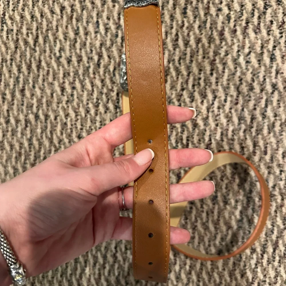 N/A stylish tan